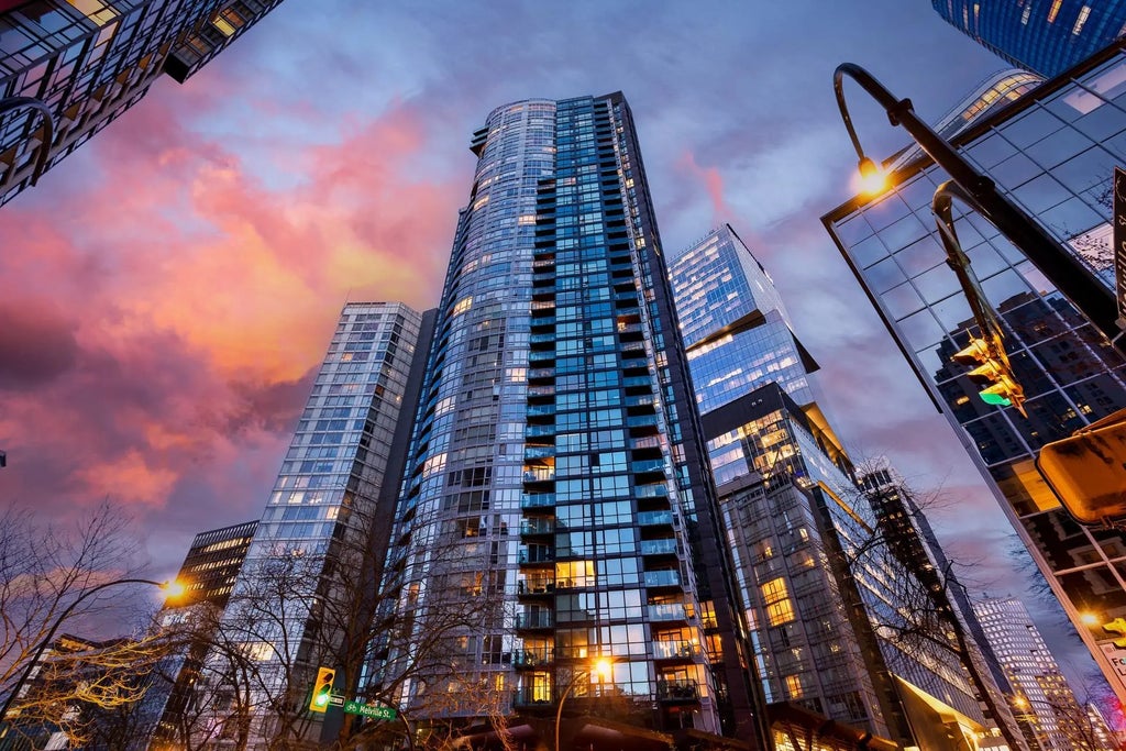 1189 Melville Street 3303, Vancouver