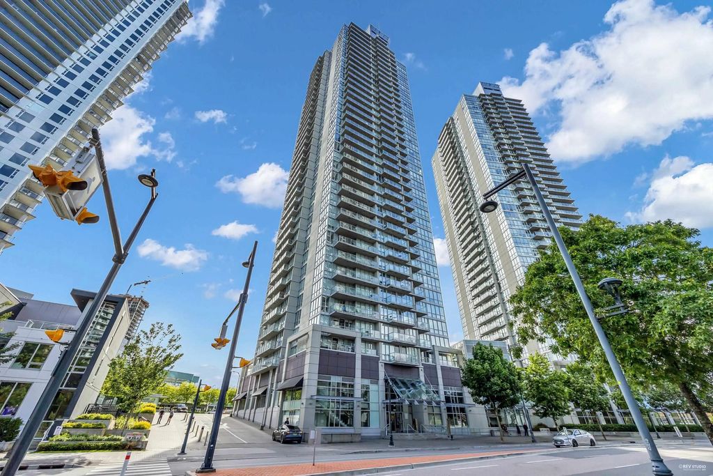 9981 Whalley Boulevard 807, Surrey