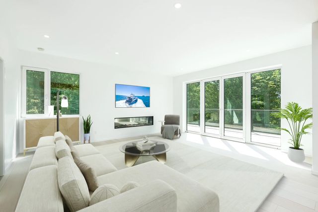 971 Marine Drive, Gibsons