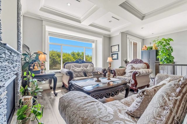 331 E Eighth Avenue, New Westminster