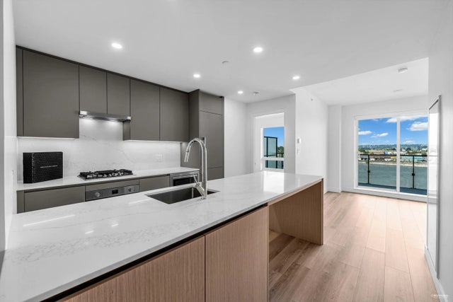 5593 Number 3 Road 610, Richmond