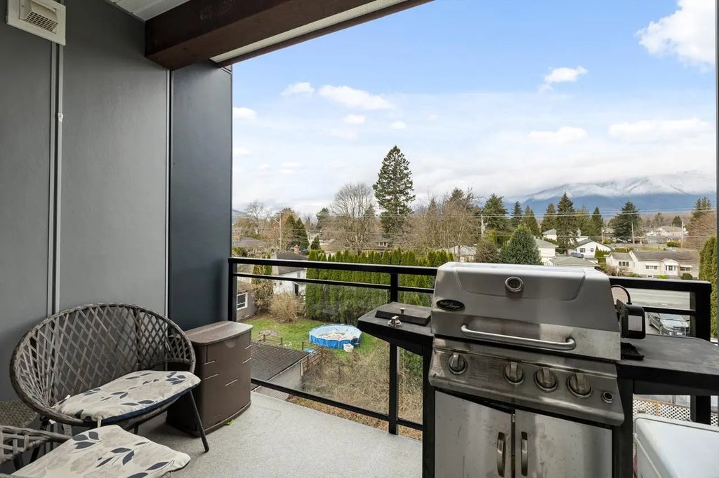 9450 Robson Street 309, Chilliwack