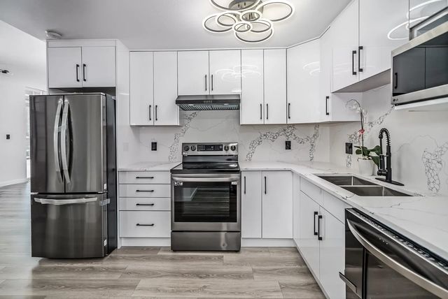 6133 Buswell Street 804, Richmond