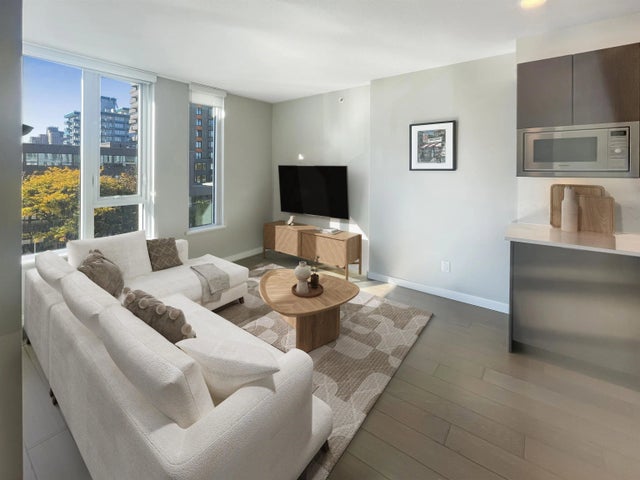 2888 Cambie Street 309, Vancouver