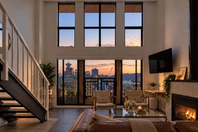 22 E Cordova Street 805, Vancouver