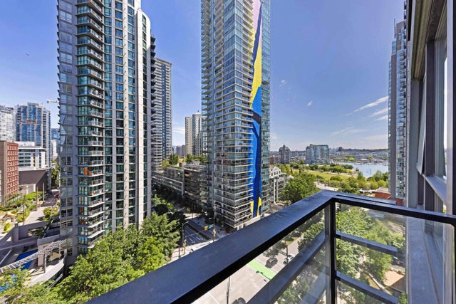 1495 Richard Street 1607, Vancouver