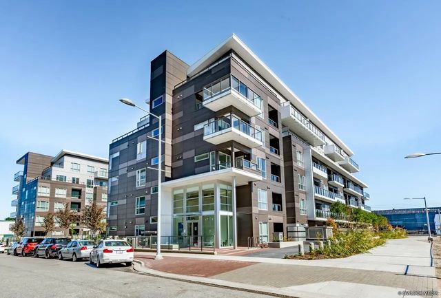 7008 River Parkway 525, Richmond
