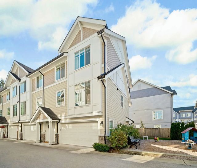7056 192 Street 8, Surrey