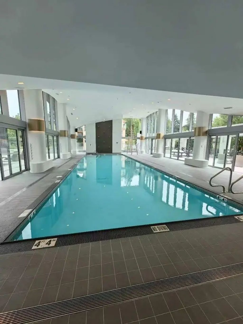 13778 100 Avenue 10xx, Surrey