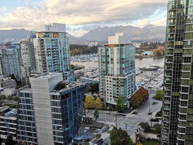 1333 W Georgia Street 1304, Vancouver