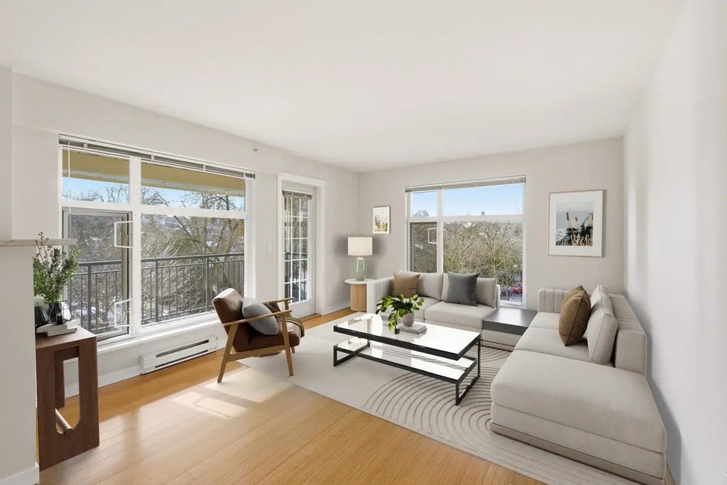 3575 Euclid Avenue 404, Vancouver