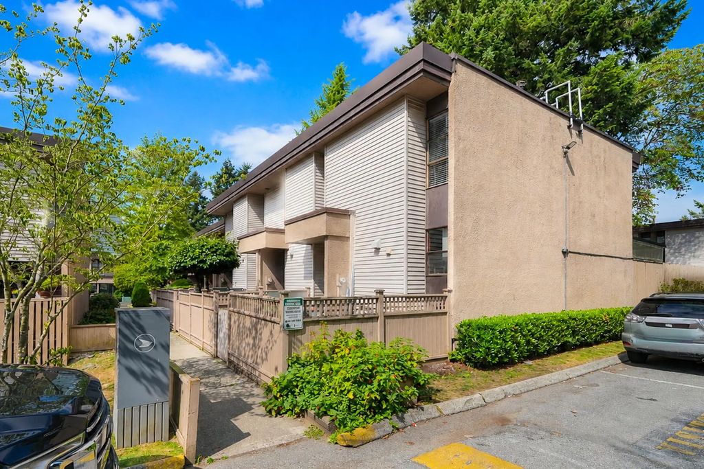 13795 102 Avenue 36, Surrey