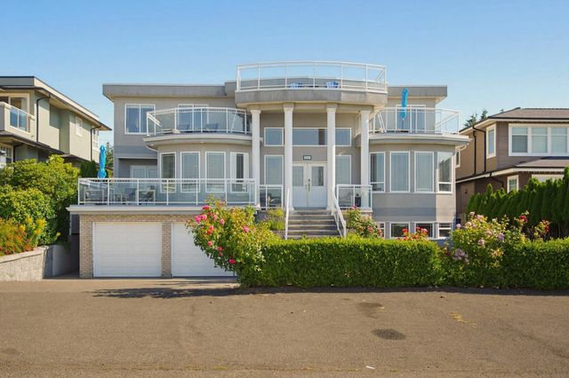 15441 Royal Avenue, White Rock