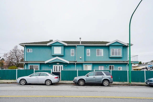 6789 Gilley Avenue, Burnaby