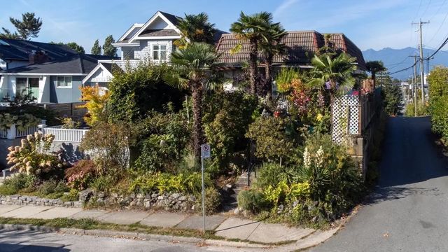 659 E 22nd Avenue, Vancouver