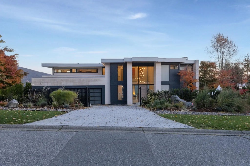 1027 Millstream Road, West Vancouver