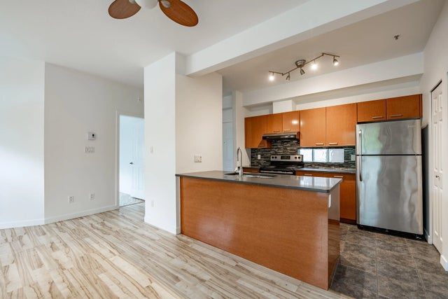 1688 E 8th Avenue 103, Vancouver