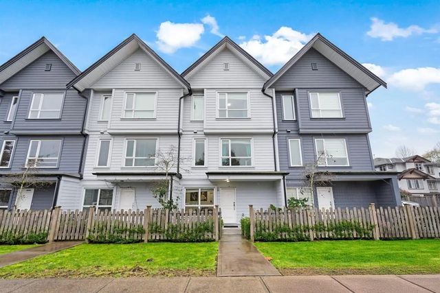 12088 76 Avenue 2, Surrey