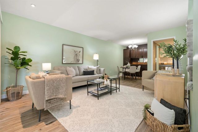 34909 Old Yale Road 914, Abbotsford