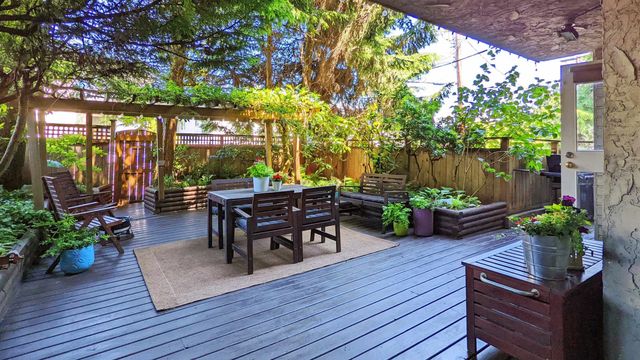 853 E 7th Avenue 111, Vancouver