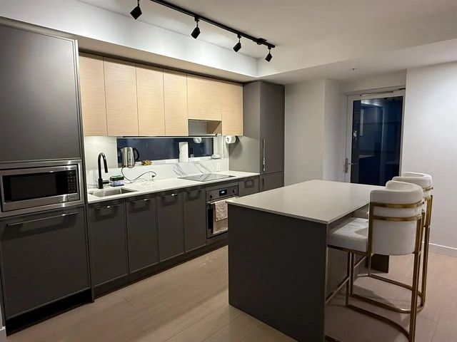 13745 George Junction 1503, Surrey