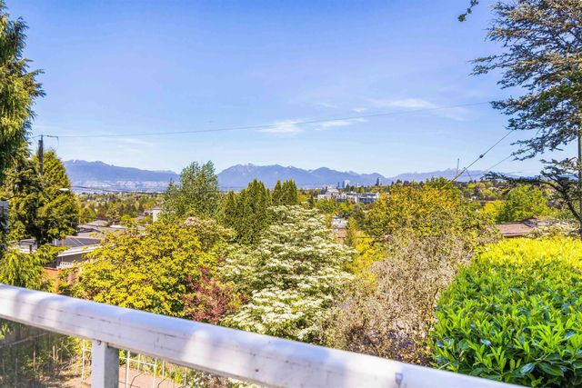 4888 Narvaez Drive, Vancouver