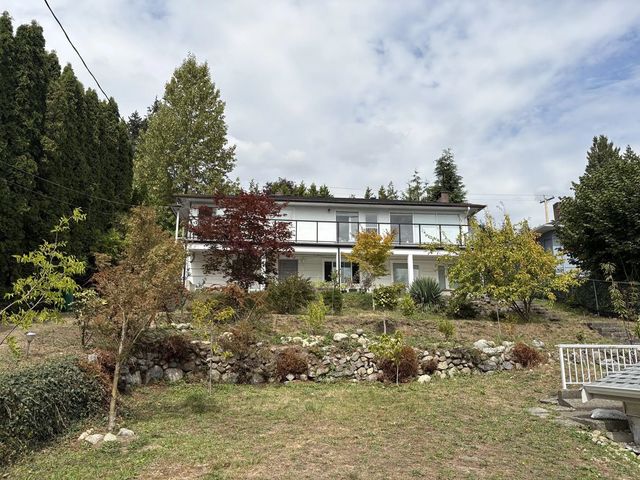 820 Keith Road, West Vancouver