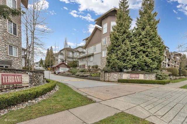 12040 68 Avenue 102, Surrey