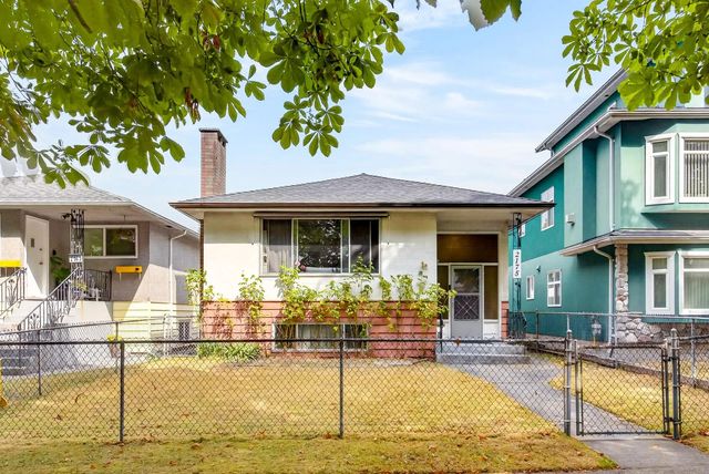 2175 Waverley Avenue, Vancouver