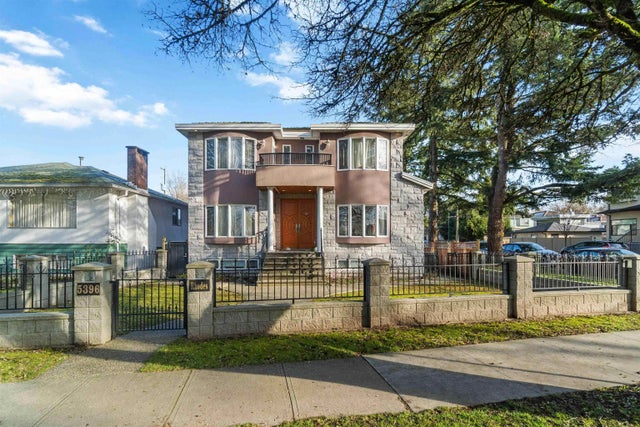 5396 Rhodes Street, Vancouver