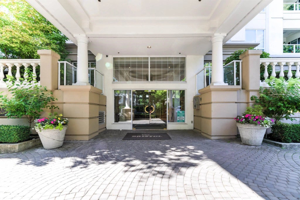 5735 Hampton Place 421, Vancouver