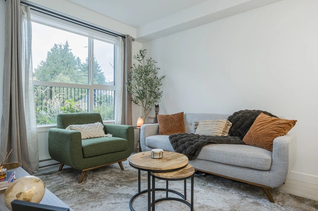 5504 Brydon Crescent 106, Langley