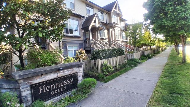 9800 Odlin Road 2, Richmond