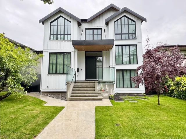 1xx6 Nassau Drive X, Vancouver