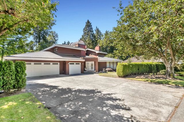 12936 21b Avenue, Surrey