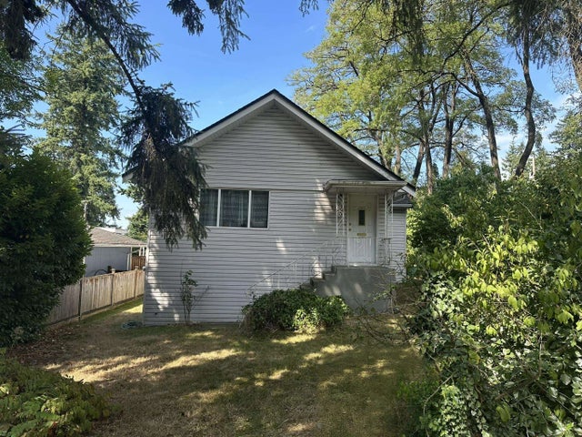 8015 Nelson Avenue, Burnaby