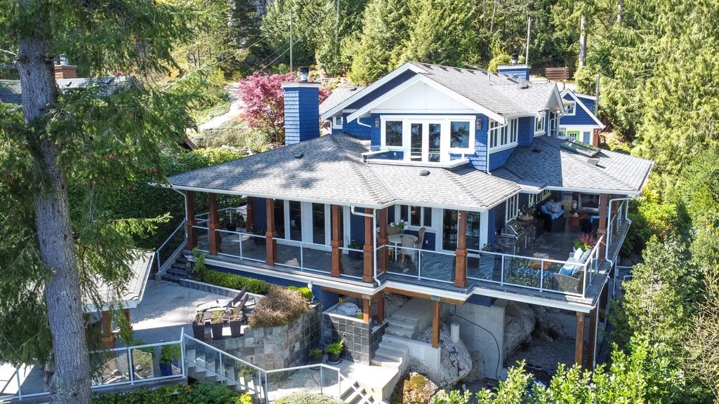 5125 Indian River Drive, North Vancouver