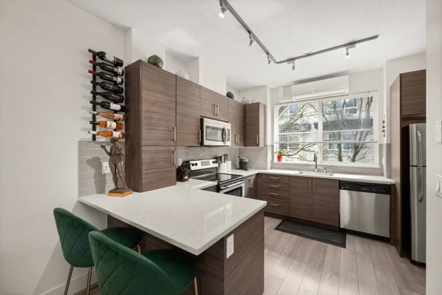 19477 72a Avenue 26, Surrey