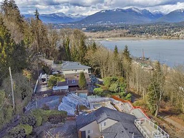5645 Highfield Drive, Burnaby