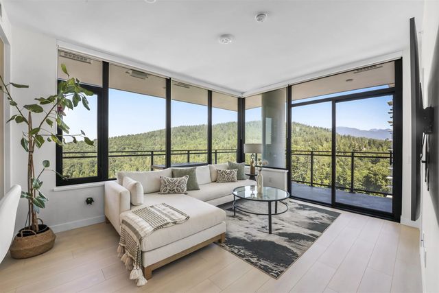 626 Claremont Street 1705, Coquitlam