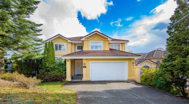 1645 Pinetree Way, Coquitlam