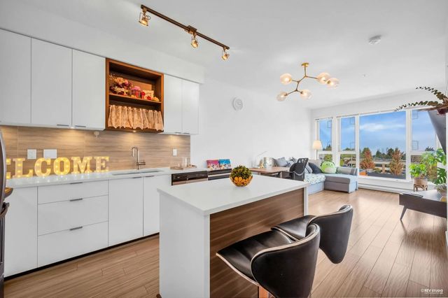 5355 Lane Street Ph13, Burnaby