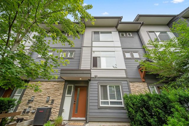 8430 203a Street 50, Langley