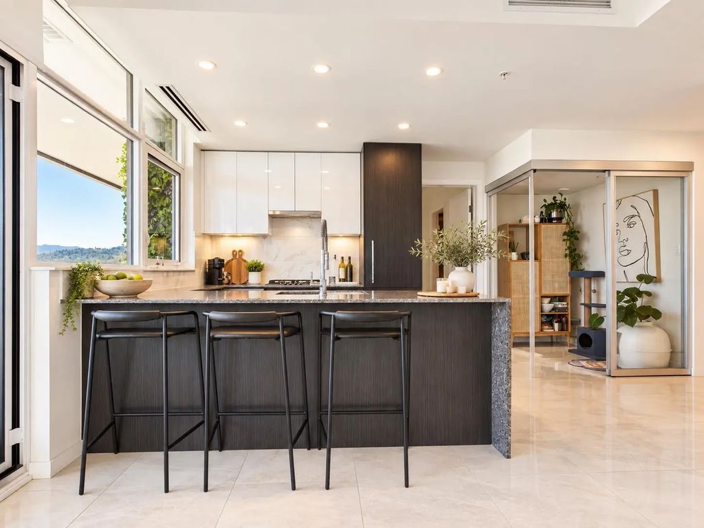 5333 Goring Street 2709, Burnaby