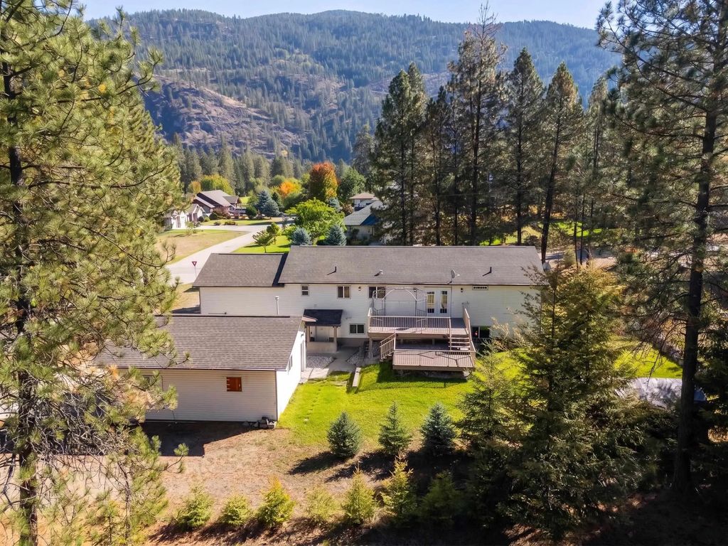 1261 Main Street, No City Value