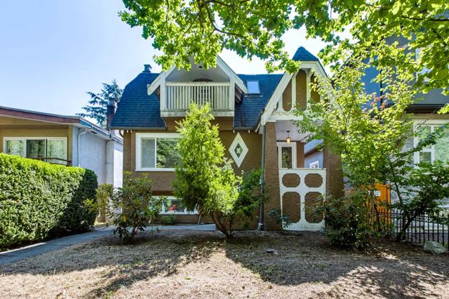 3888 W 15th Avenue, Vancouver