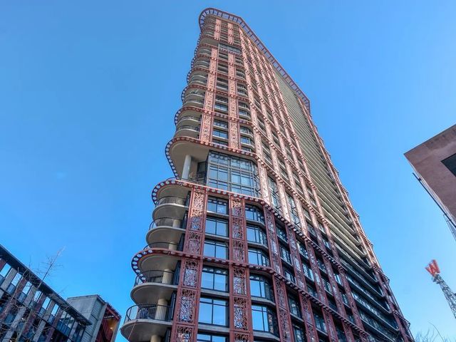128 W Cordova Street 610, Vancouver