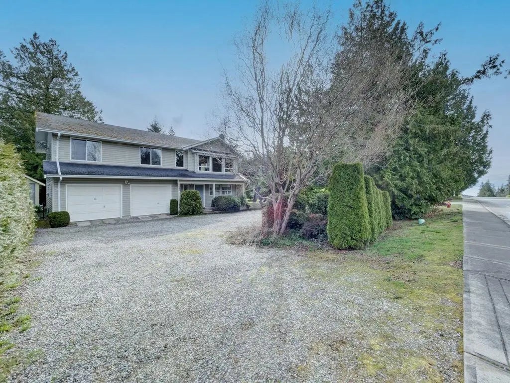 5642 Nickerson Road, Sechelt
