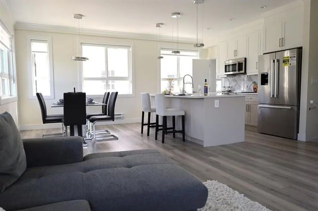8181 135a Street 3, Surrey