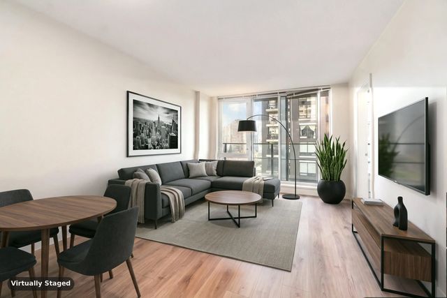 1088 Richards Street 813, Vancouver